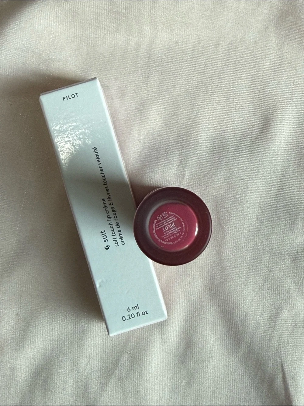GLOSSIER Lipstick